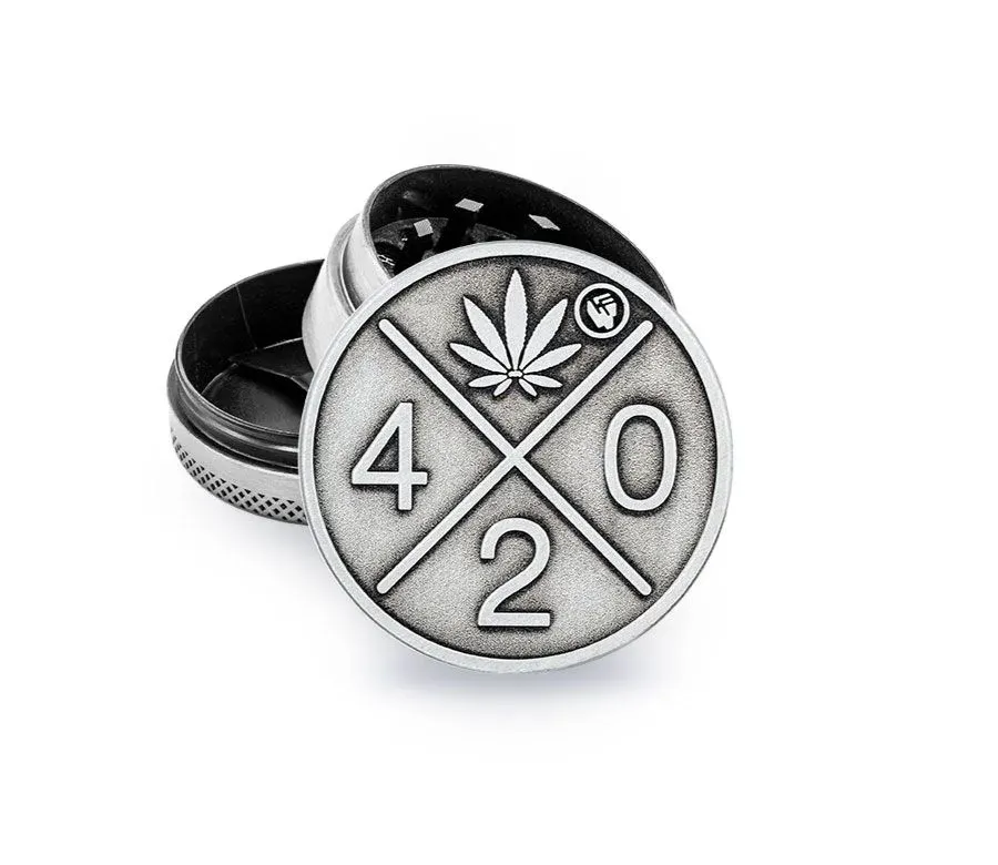 metal-grinder-40mm-3-layers-silver-420-logo-display-6-stueck.webp