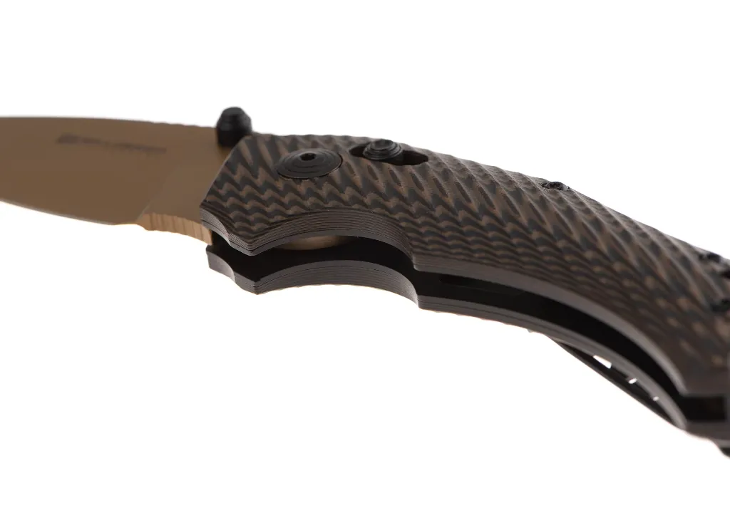 willumsen_red_e_two-tone (4).webp