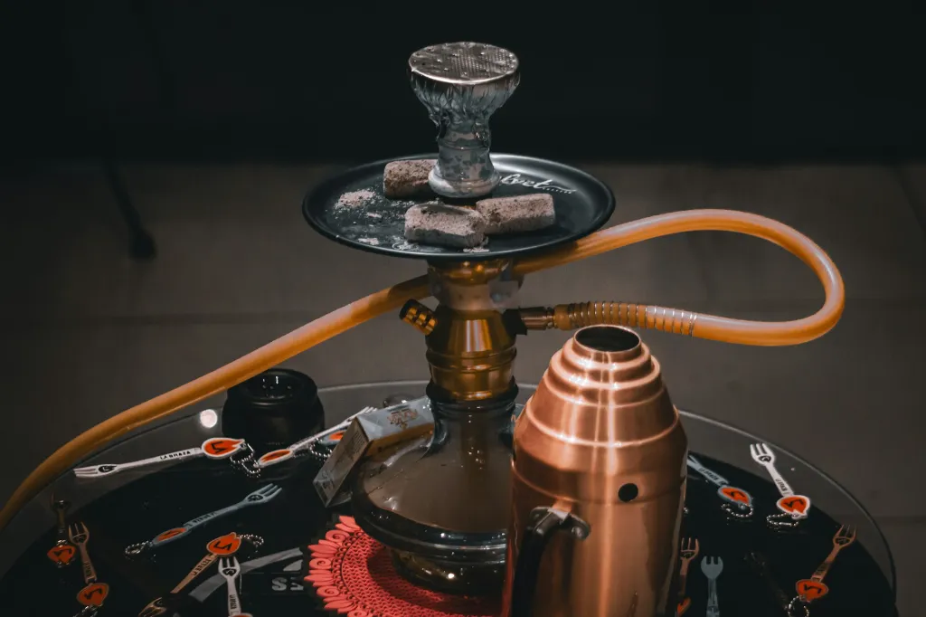 unsplash_F0aSQkyyj1U_Shisha.webp