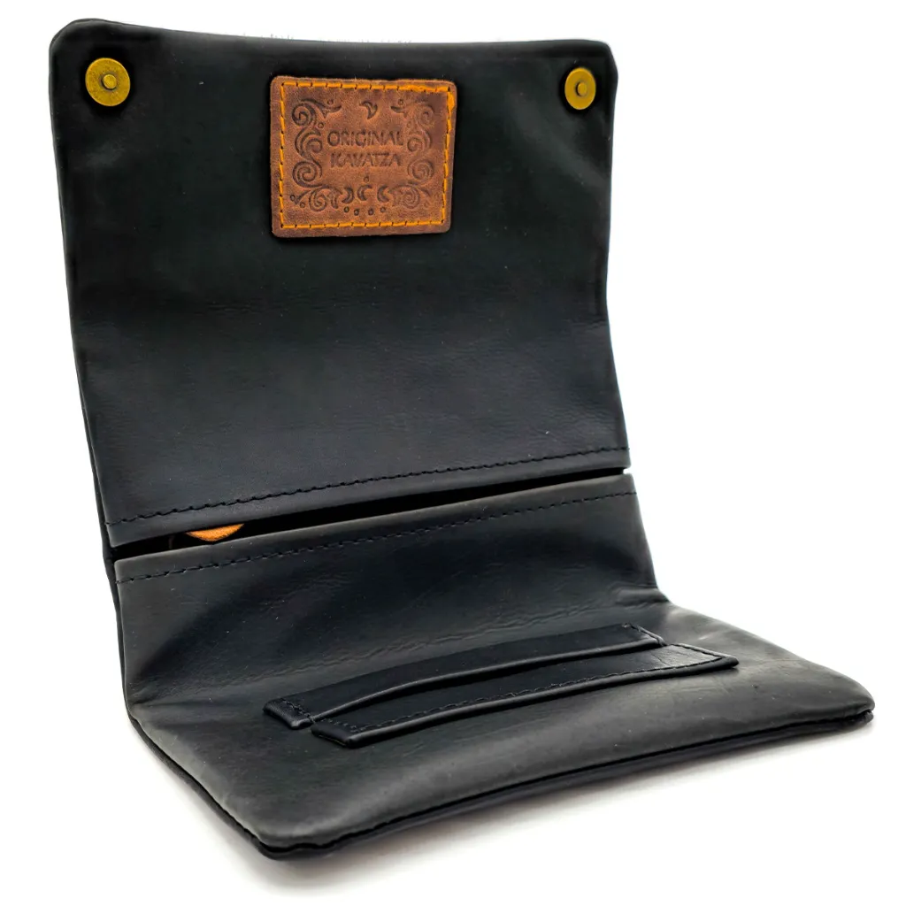 Kavatza-Tabaktasche-TP01-CR-Classic-Deluxe-Smooth-Goat-Hide-Black-kaufen.webp
