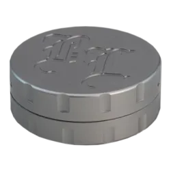 black-leaf-startrails-aluminium-grinder-2-part-42-mm.webp