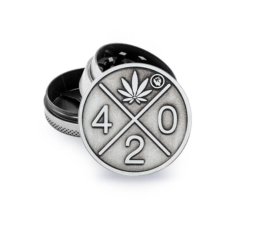 Metal Grinder 50mm 4P - Silver - 420 Love